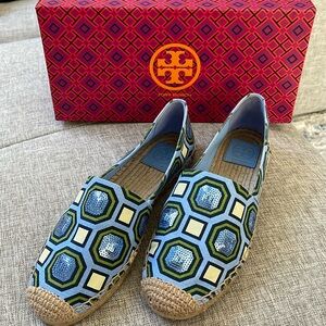 Tory Burch Tory Burch Cecily Embellished Flat Espadrille